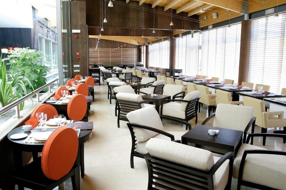 Nh Alcorcon Hotell Eksteriør bilde