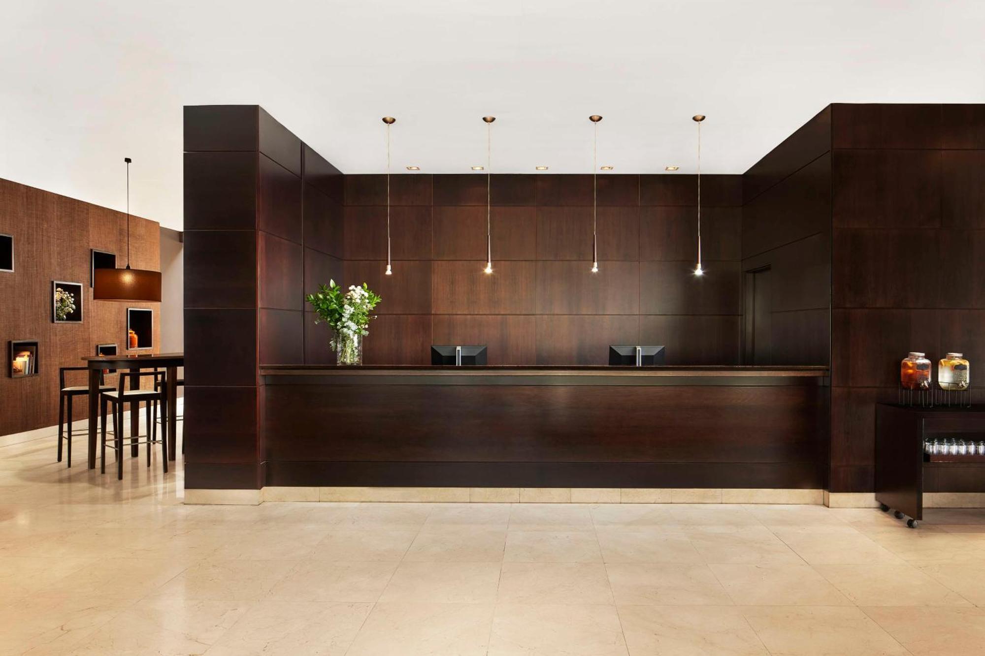 Nh Alcorcon Hotell Eksteriør bilde