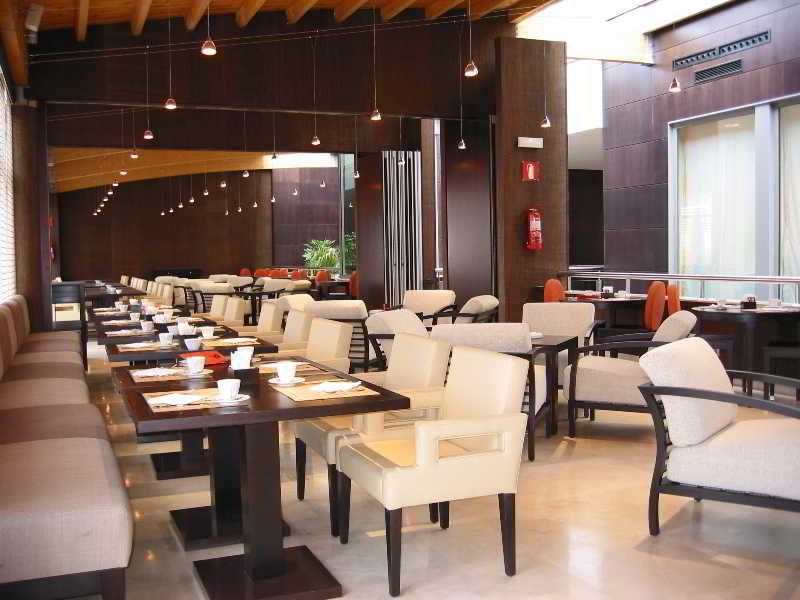 Nh Alcorcon Hotell Eksteriør bilde