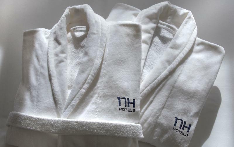 Nh Alcorcon Hotell Eksteriør bilde